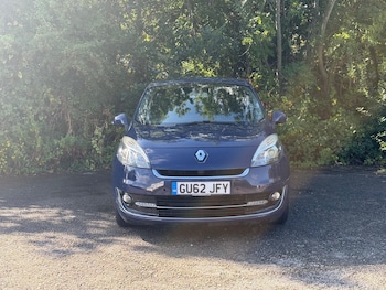 Used Renault Grand Scenic 2012 for sale - 75729694: Photo