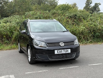 Used Volkswagen Touran 2011 for sale - 75707975: Photo