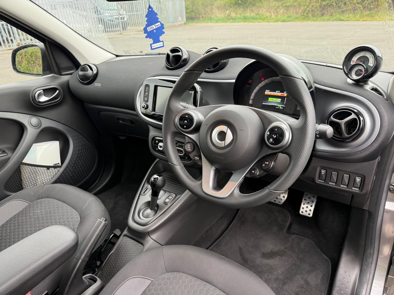 Vehicle 28