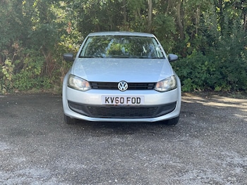 Used Volkswagen Polo 2010 for sale - 75728590: Photo