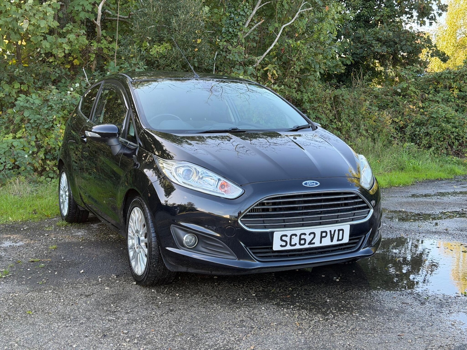 Used Ford Fiesta 2013 for sale - 76175673: Photo 2