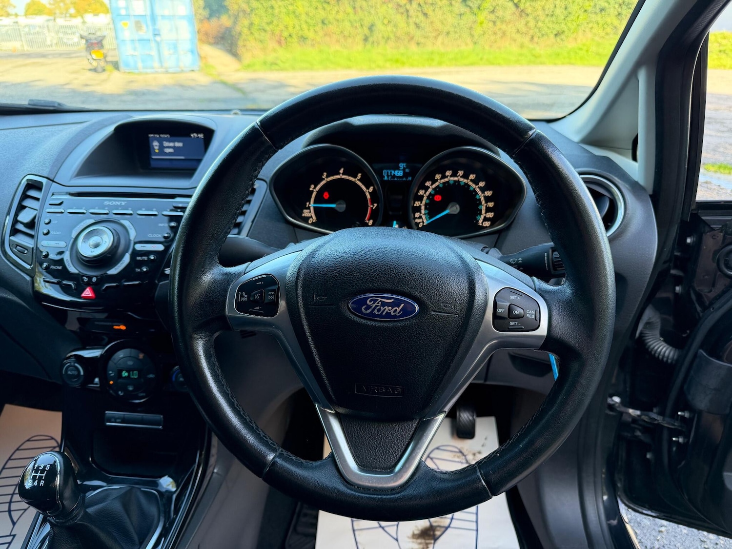 Used Ford Fiesta 2013 for sale - 76175673: Photo 24