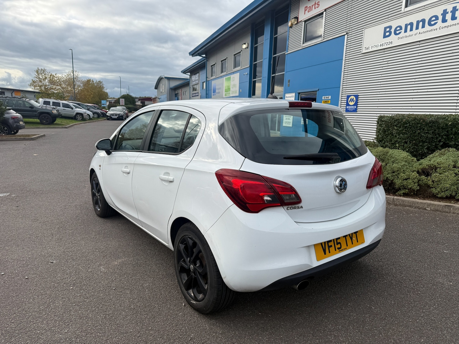 Used Vauxhall Corsa 2015 for sale - 76369059: Photo 3