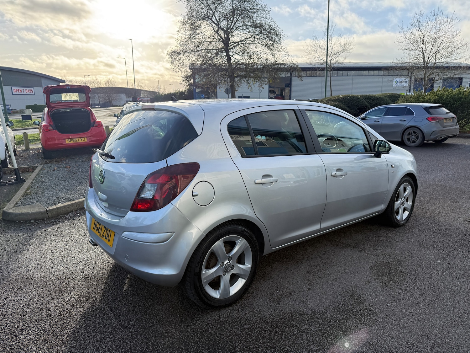 Used Vauxhall Corsa 2011 for sale - 76922687: Photo 5