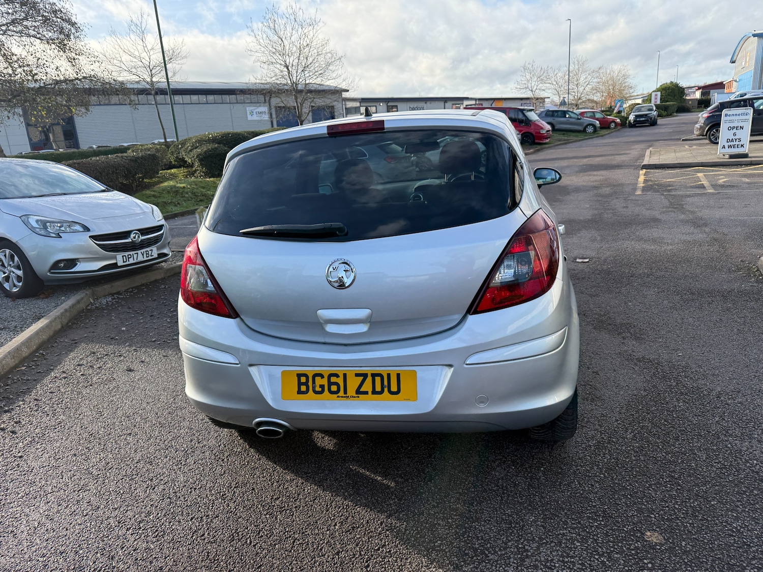 Used Vauxhall Corsa 2011 for sale - 76922687: Photo 6