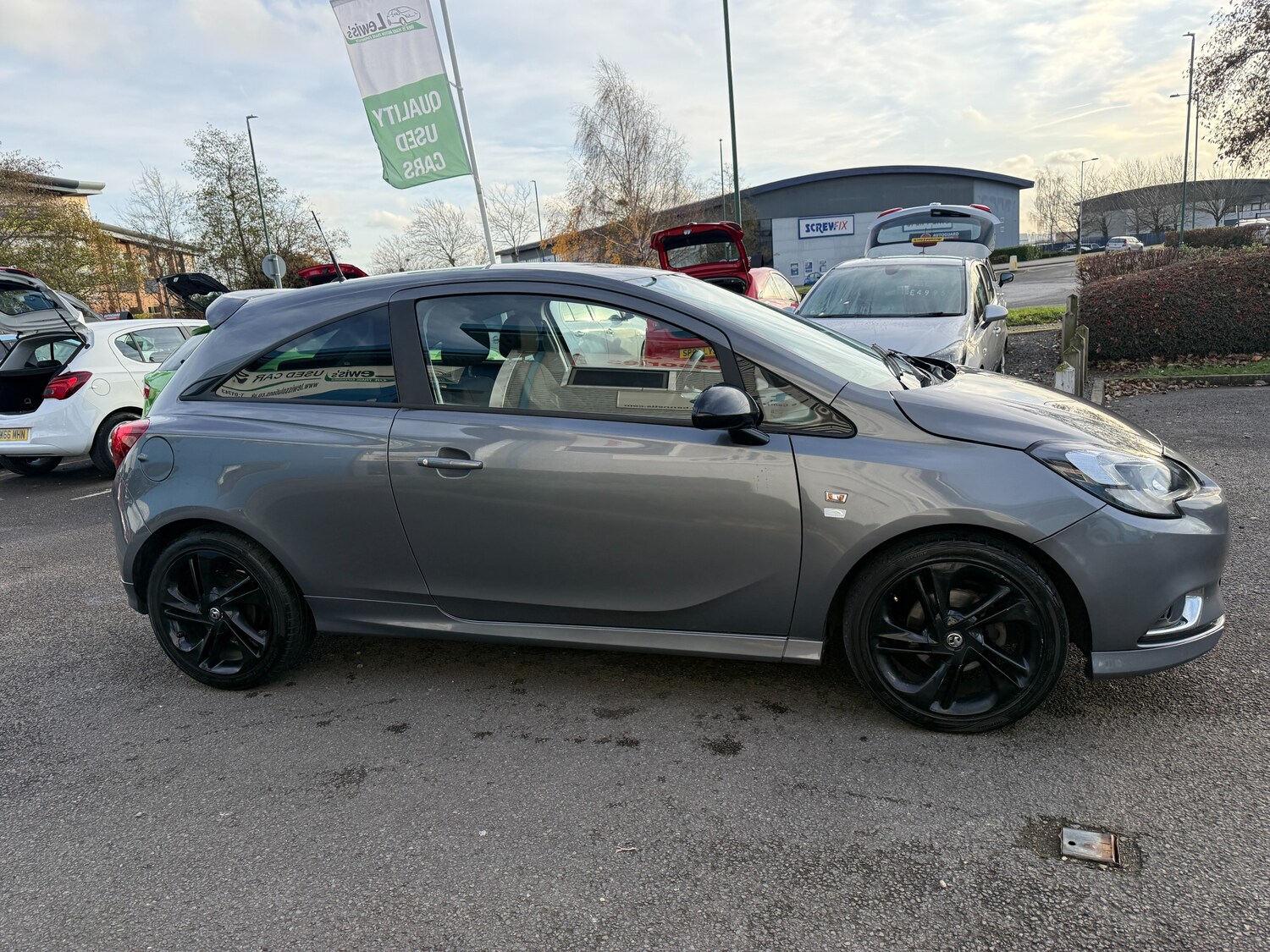 Used Vauxhall Corsa 2015 for sale - 76896402: Photo 4
