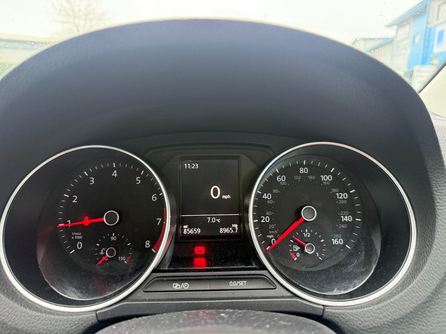 Used Volkswagen Polo 2015 for sale - 76819727: Photo 6