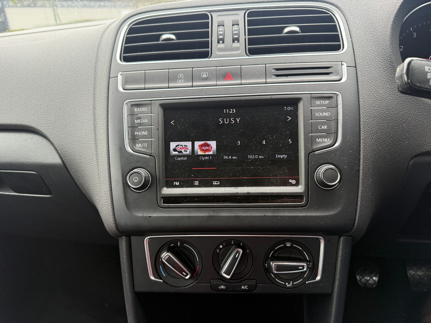 Used Volkswagen Polo 2015 for sale - 76819727: Photo 7