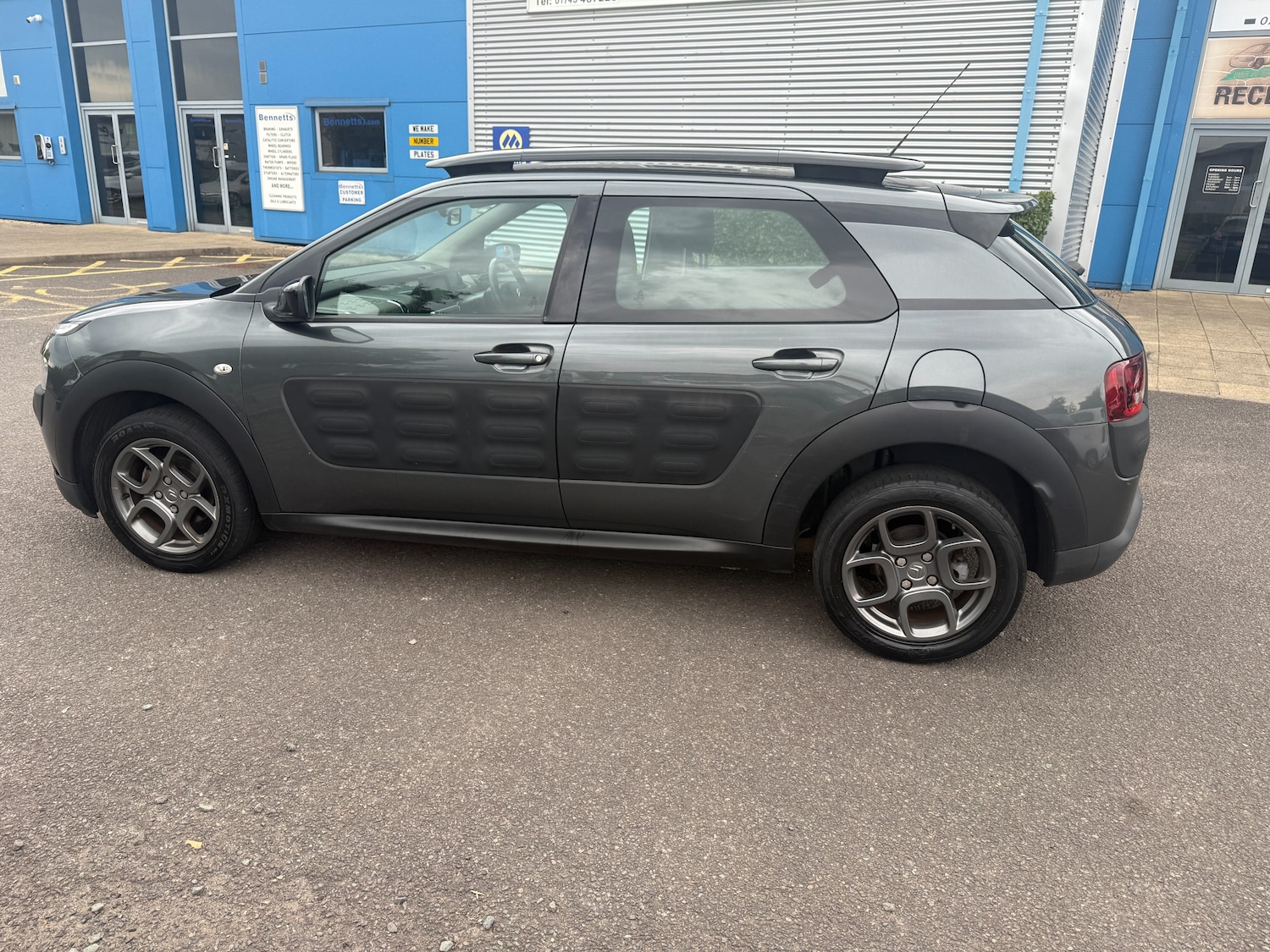Used Citroen C4 Cactus 2015 for sale - 76093576: Photo 10