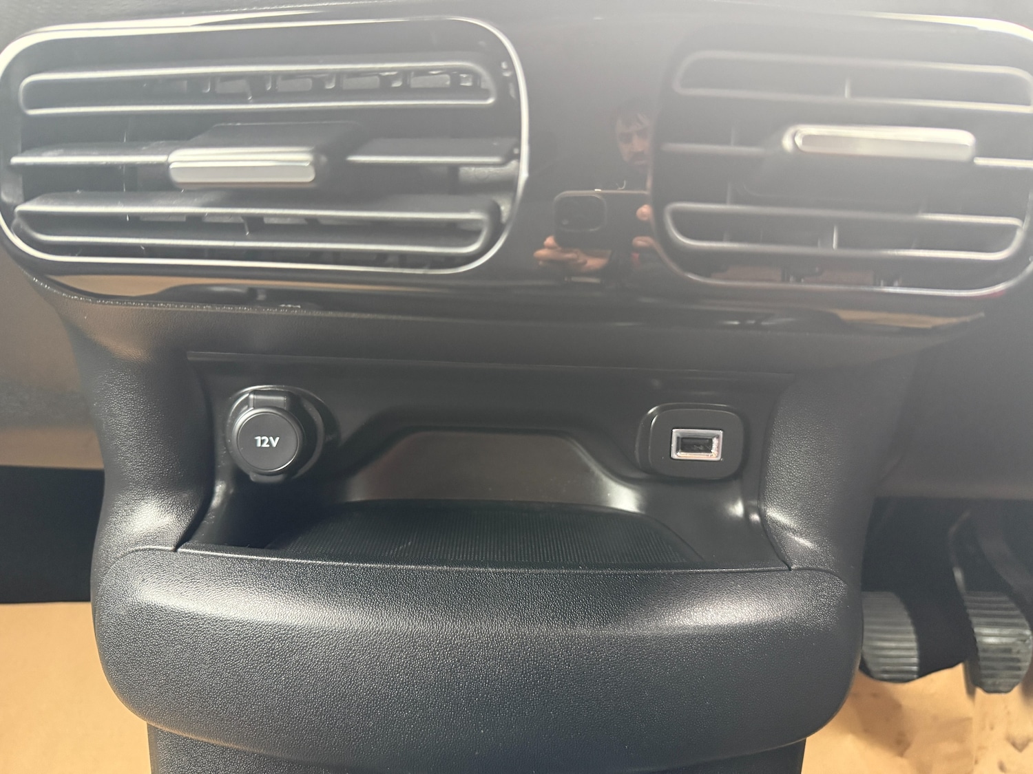 Used Citroen C4 Cactus 2015 for sale - 76093576: Photo 23