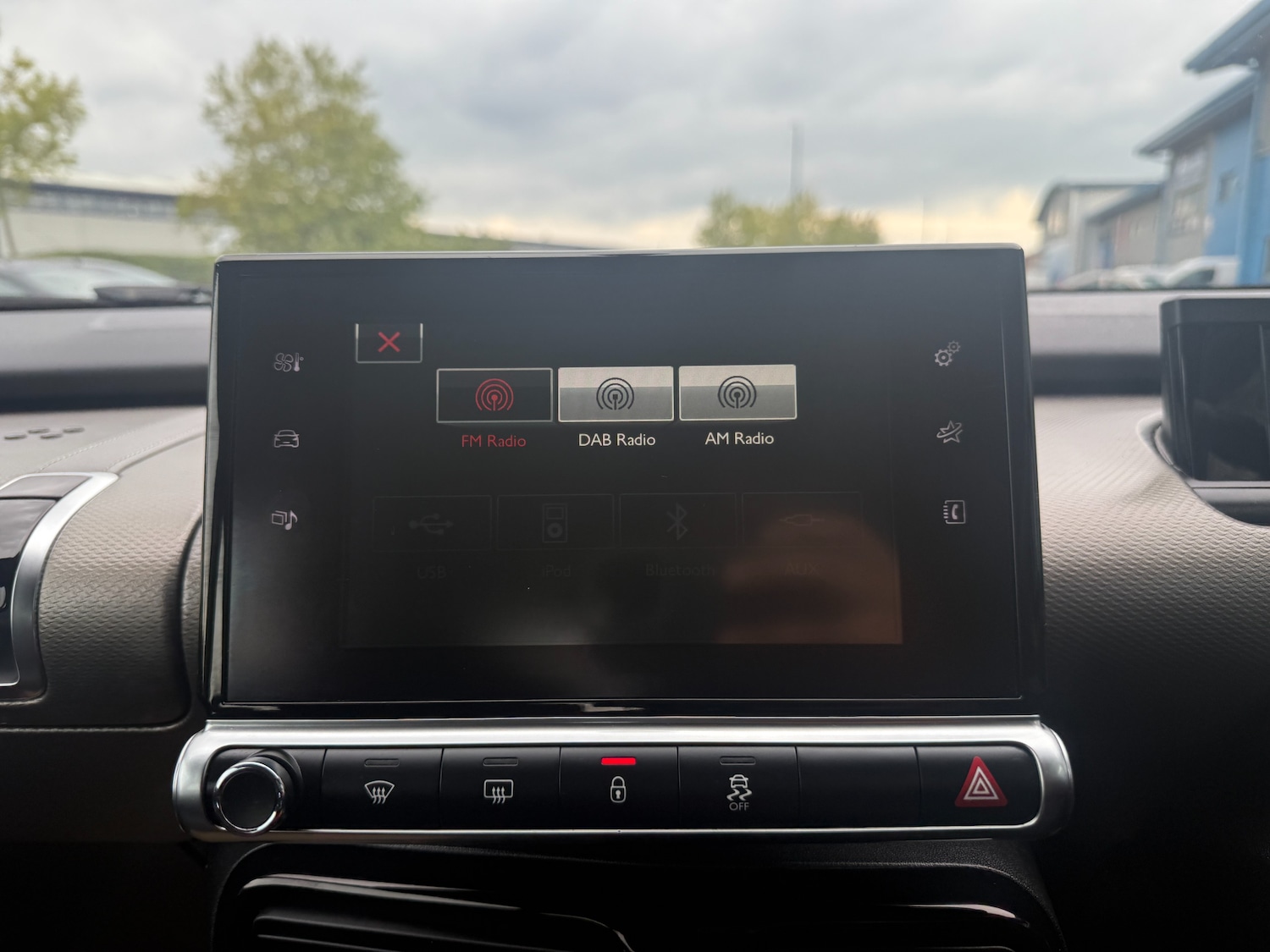 Used Citroen C4 Cactus 2015 for sale - 76093576: Photo 24