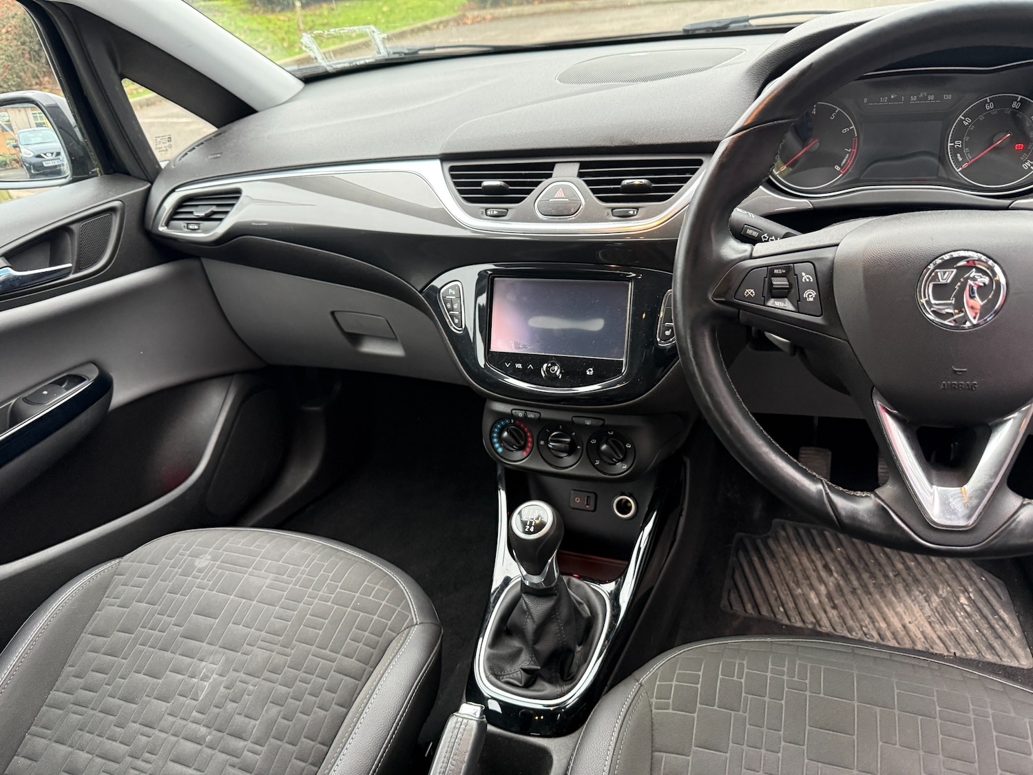 Used Vauxhall Corsa 2015 for sale - 77033576: Photo 6