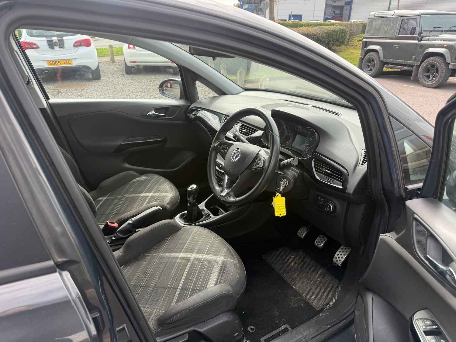 Used Vauxhall Corsa 2015 for sale - 78029089: Photo 5