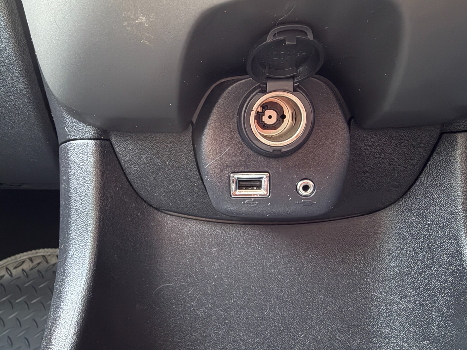 Used Toyota AYGO 2017 for sale - 77368807: Photo 17