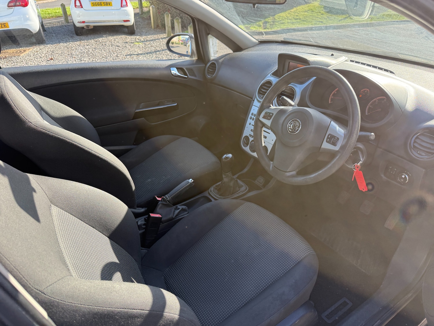 Used Vauxhall Corsa 2011 for sale - 77919067: Photo 5