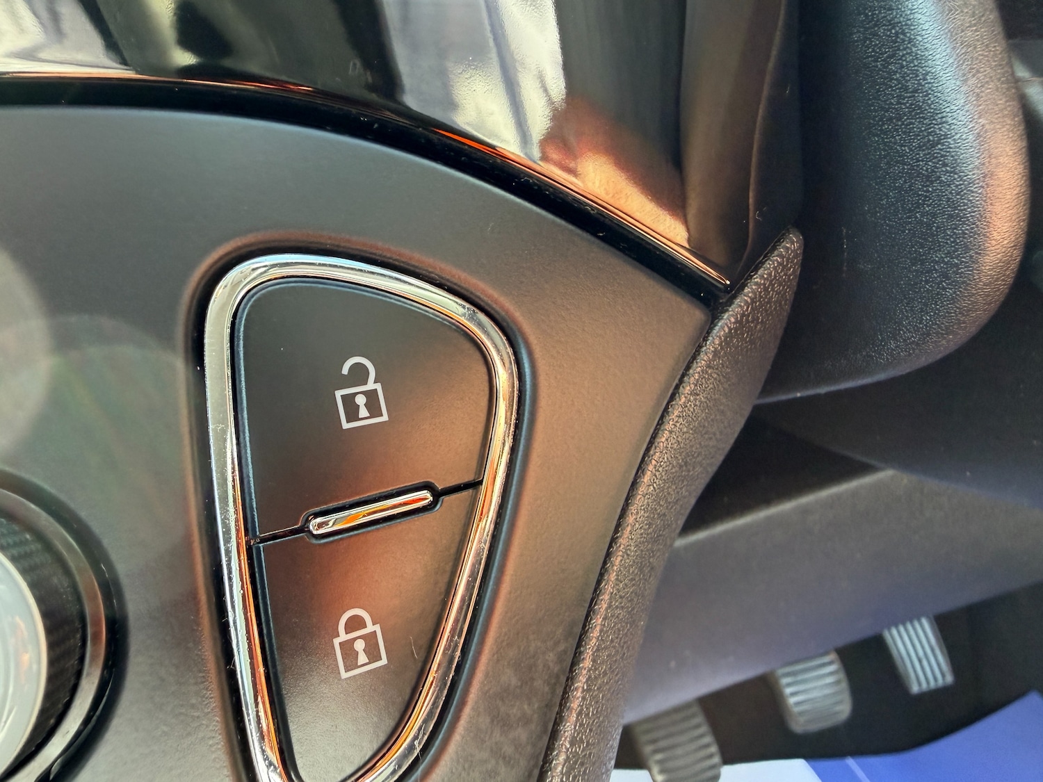 Used Vauxhall Corsa 2016 for sale - 78168237: Photo 25