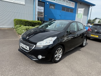 Used Peugeot 208 2014 for sale - 78739460: Photo