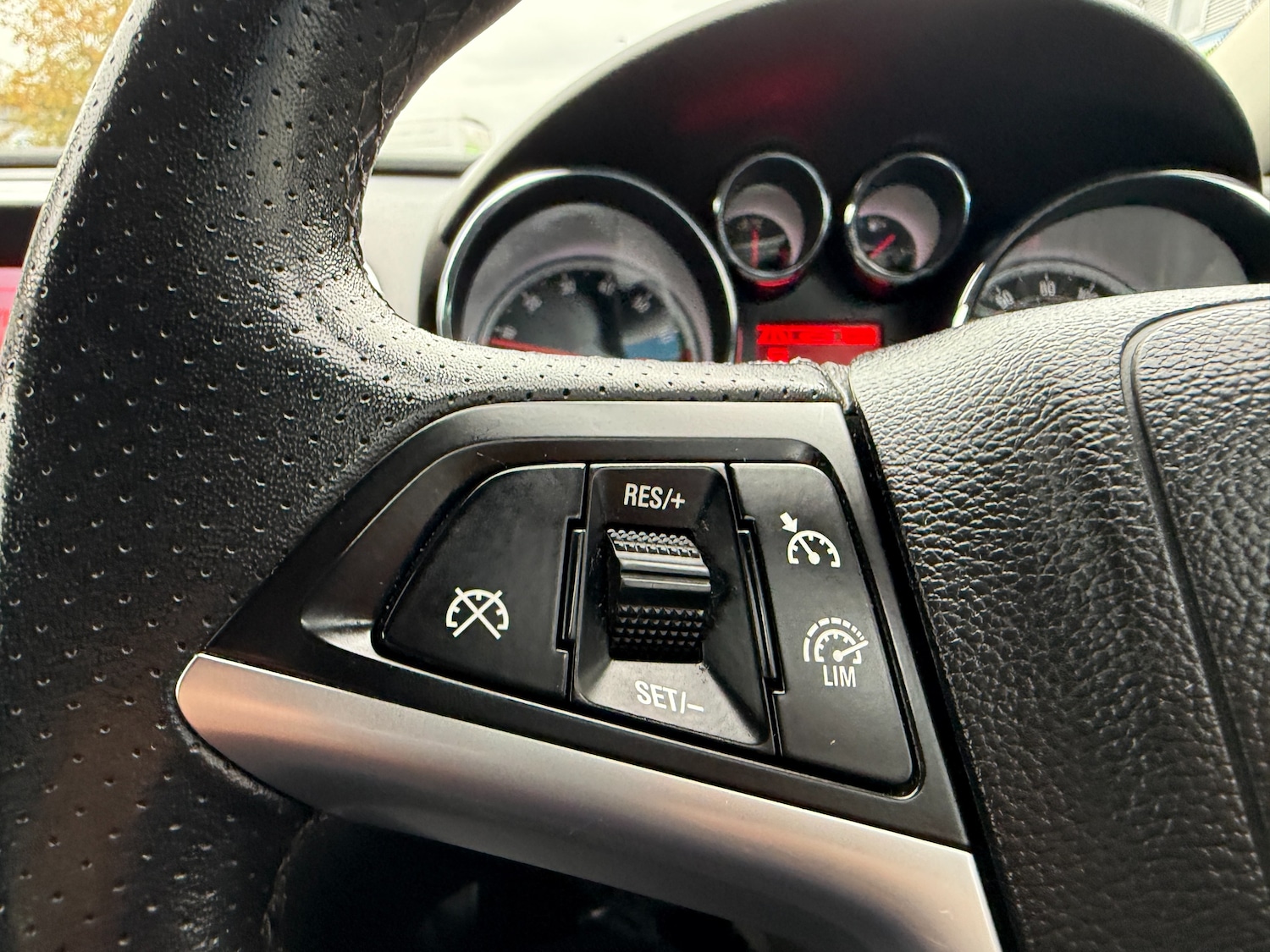 Used Vauxhall Astra 2014 for sale - 75982912: Photo 20