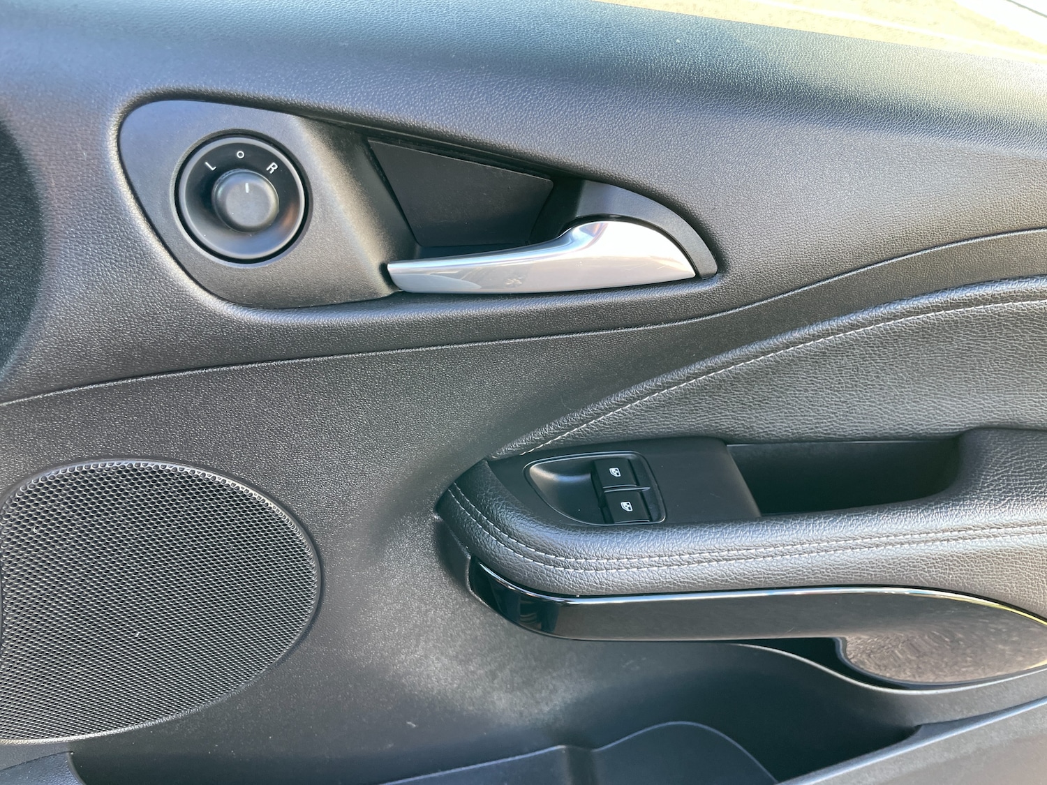 Used Vauxhall ADAM 2016 for sale - 76518068: Photo 23