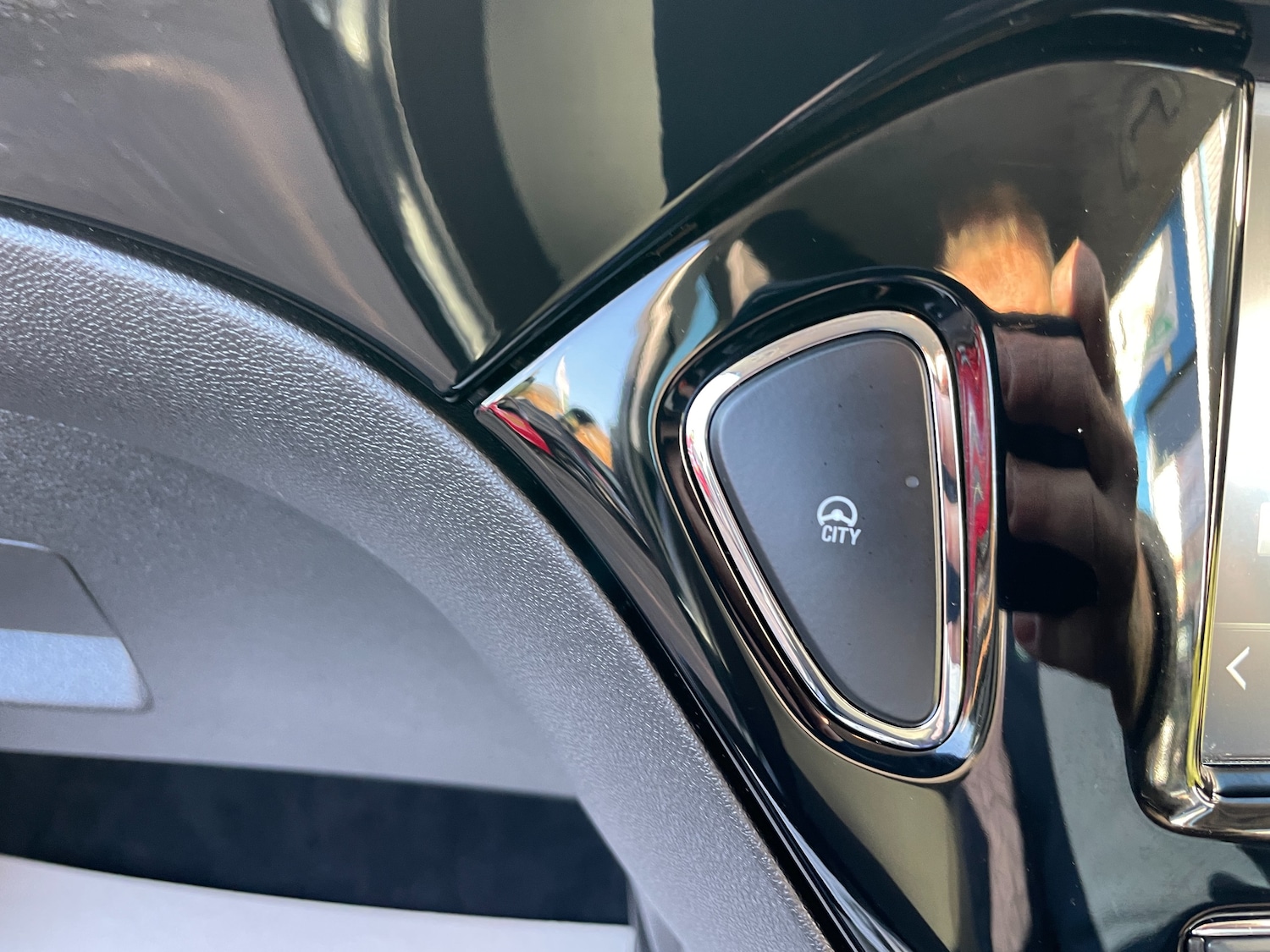 Used Vauxhall ADAM 2016 for sale - 76518068: Photo 24