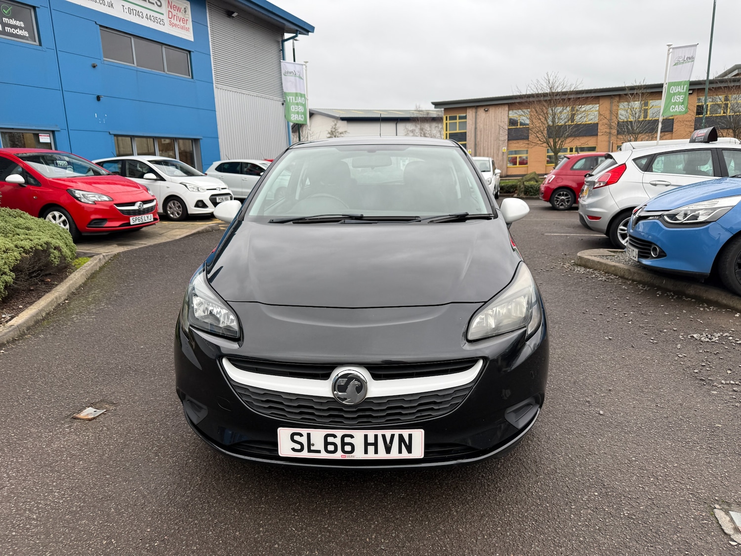 Used Vauxhall Corsa 2016 for sale - 77297215: Photo 2