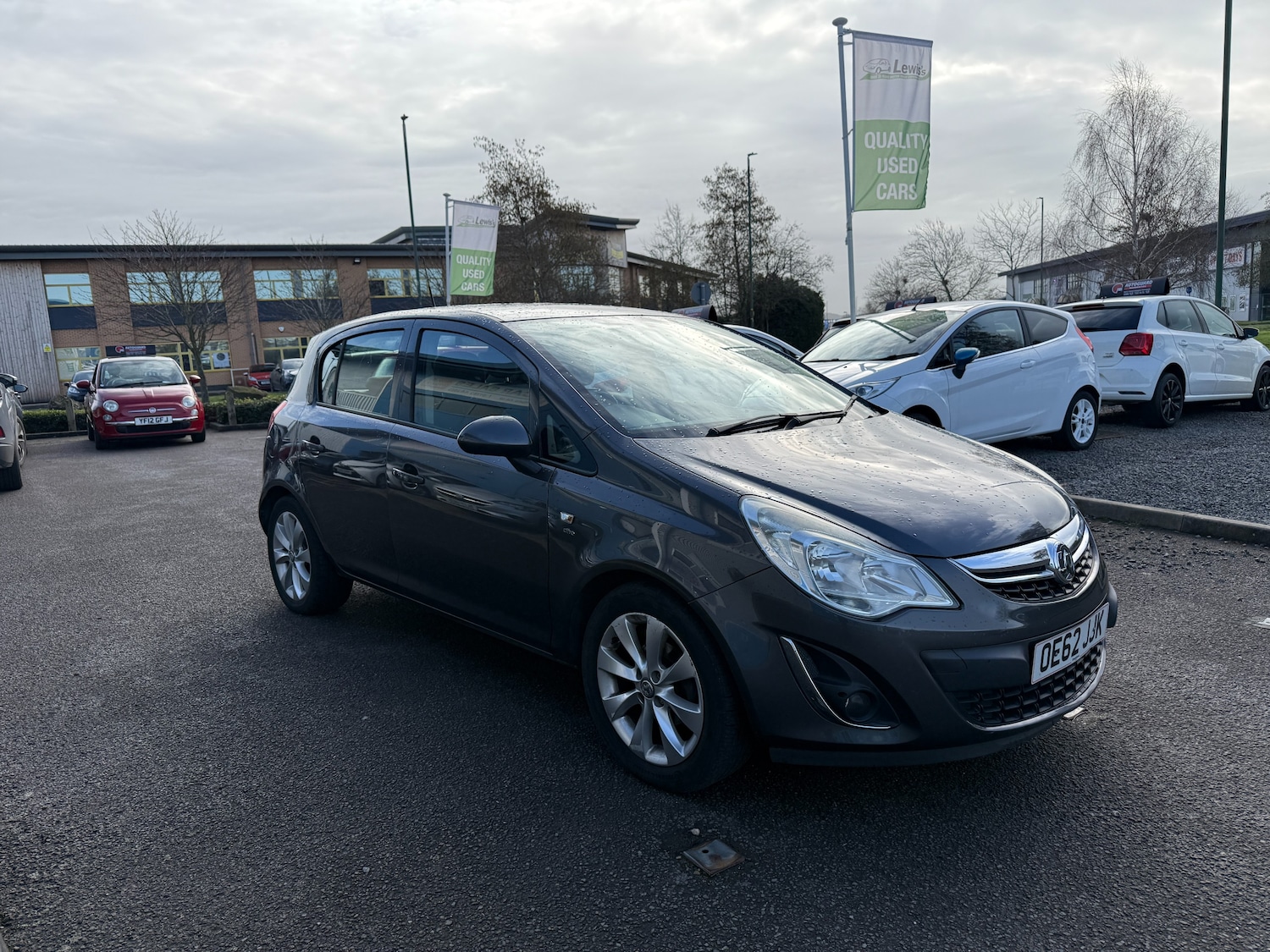 Used Vauxhall Corsa 2013 for sale - 77743434: Photo 2