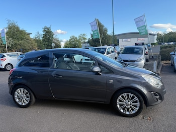 Used Vauxhall Corsa 2012 for sale - 75730652: Photo
