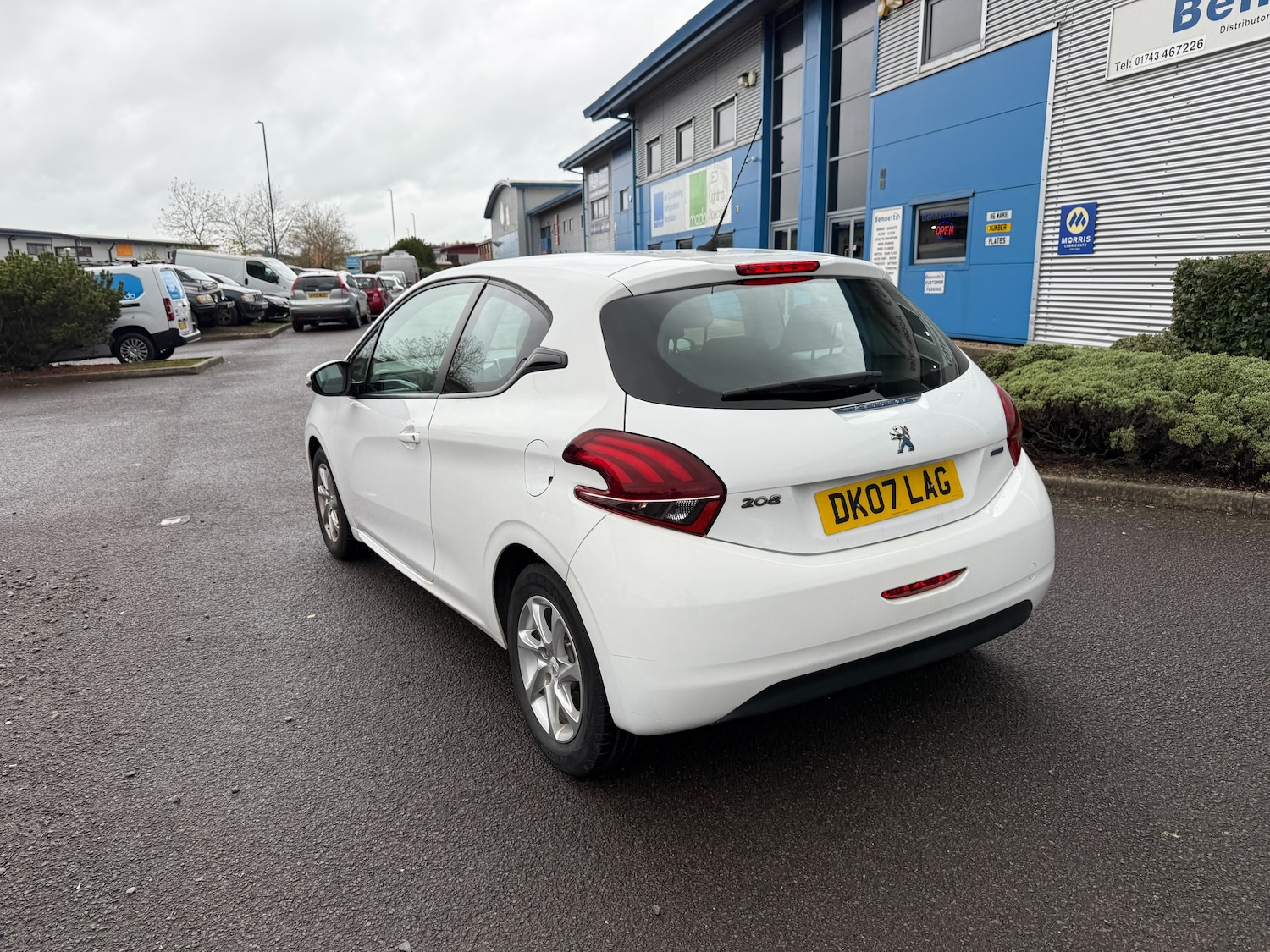 Used Peugeot 208 2016 for sale - 76542240: Photo 4