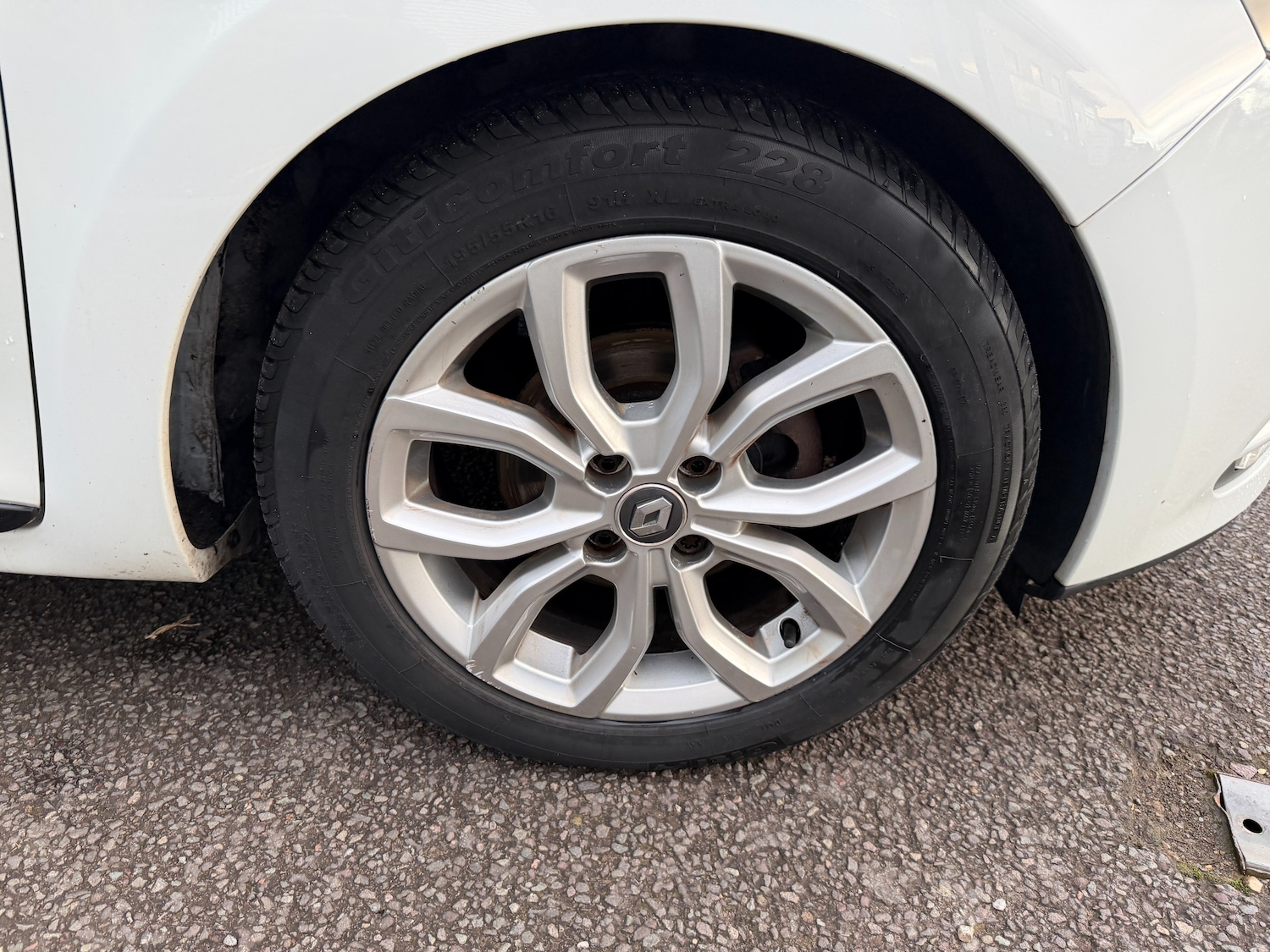 Used Renault Clio 2017 for sale - 77006495: Photo 12