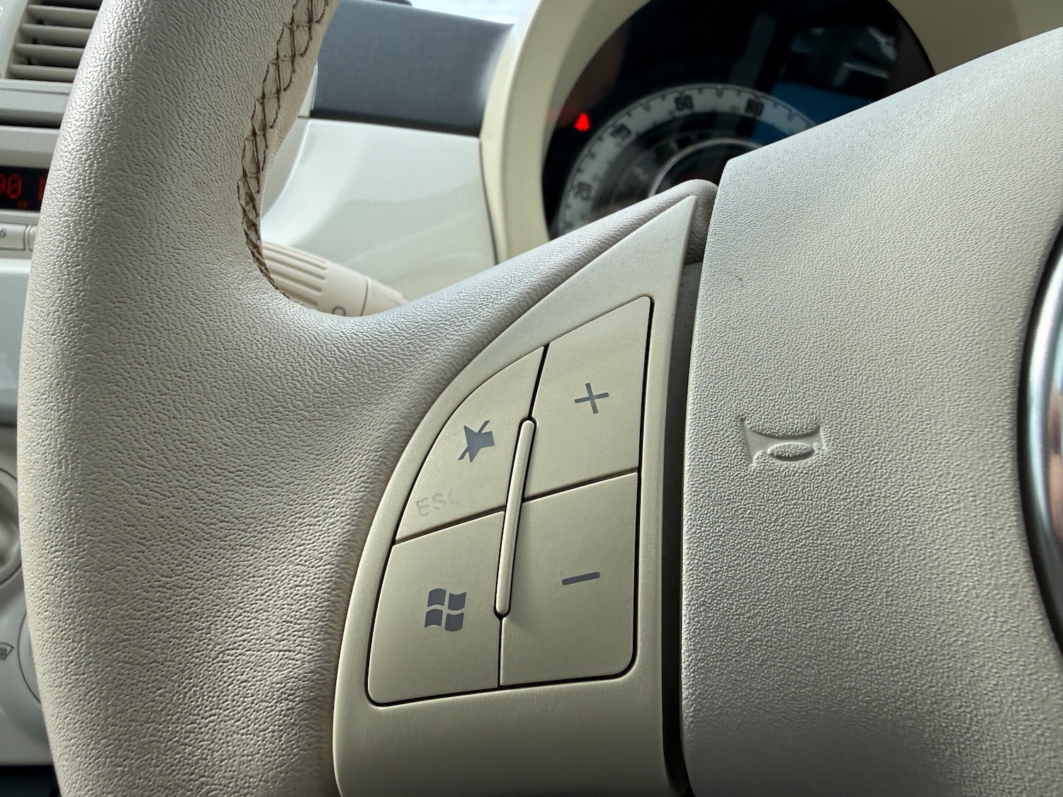 Used Fiat 500 2012 for sale - 77665945: Photo 17