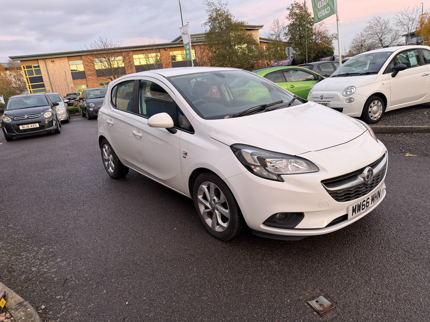 Used Vauxhall Corsa 2016 for sale - 76819725: Photo 2