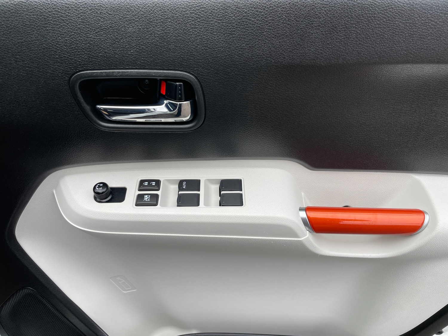 Used Suzuki Ignis 2018 for sale - 76077160: Photo 14