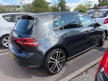 Used Volkswagen Golf 2014 for sale - 79385857: Photo