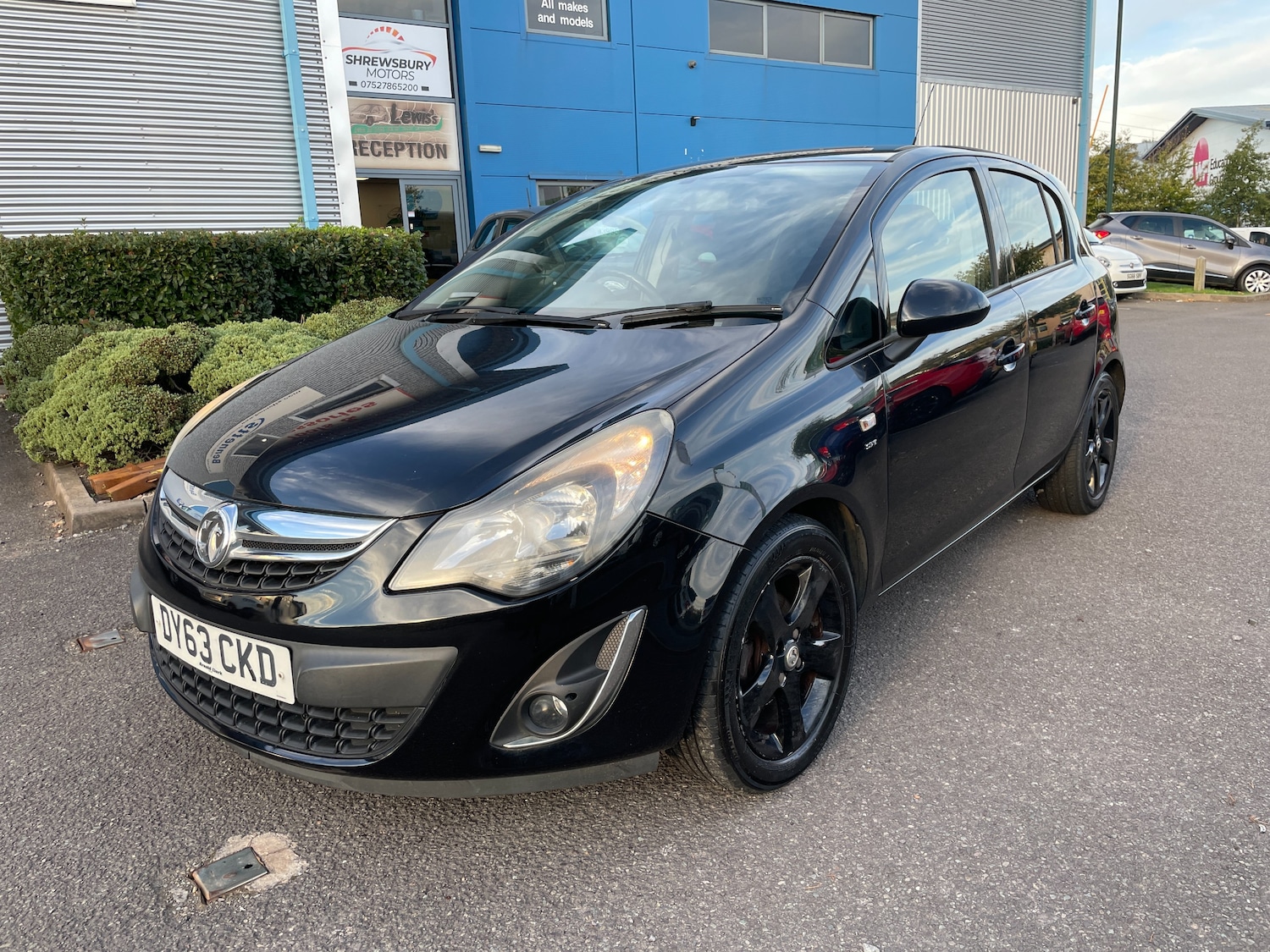 Used Vauxhall Corsa 2013 for sale - 76236870: Photo 1