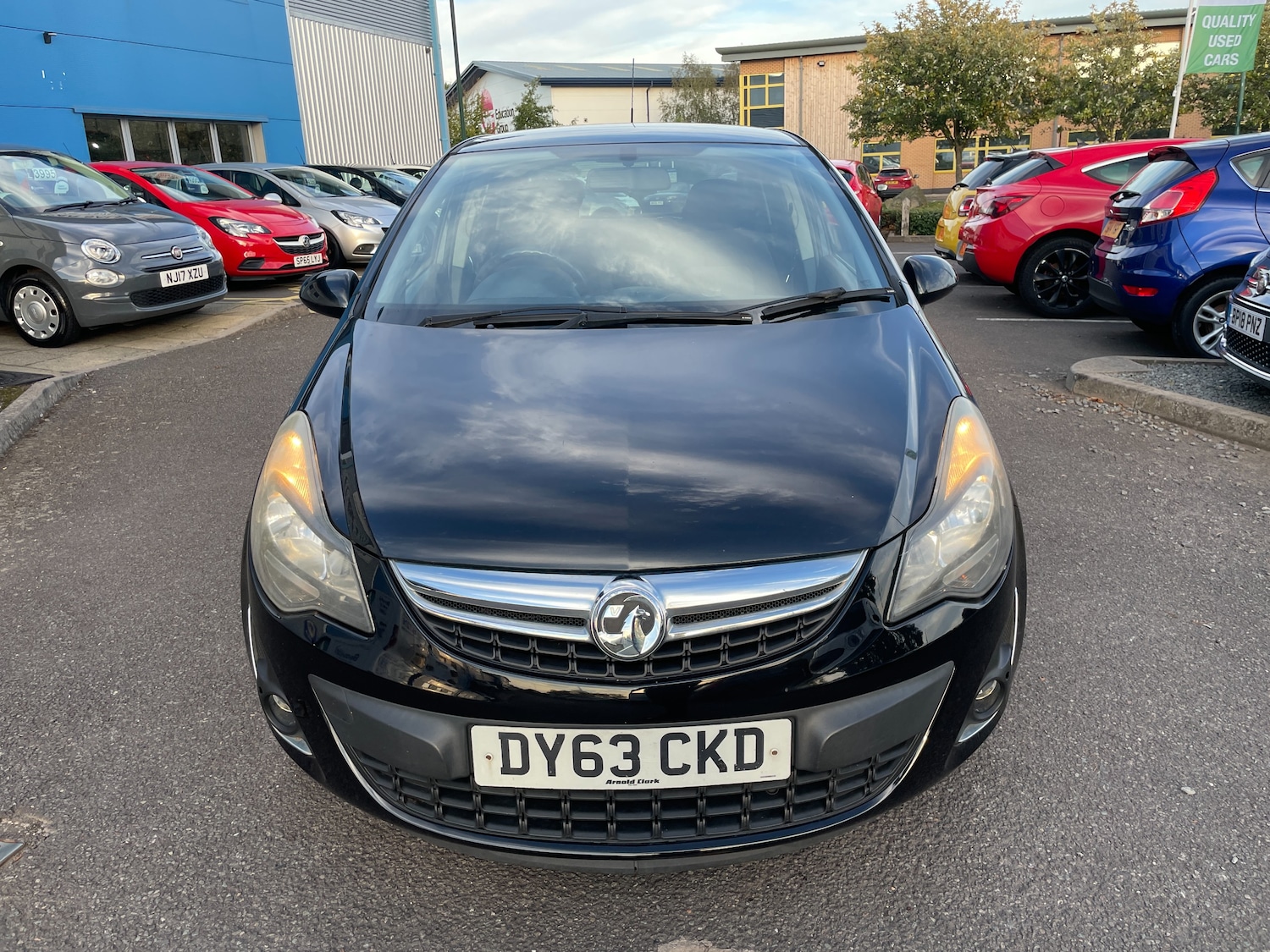 Used Vauxhall Corsa 2013 for sale - 76236870: Photo 2