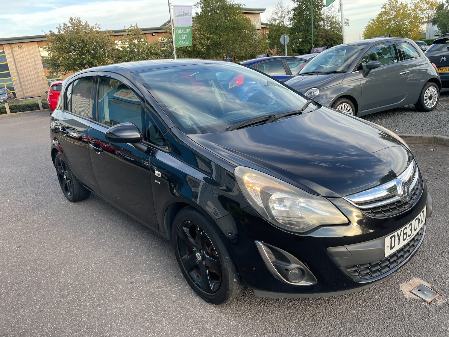 Used Vauxhall Corsa 2013 for sale - 76236870: Photo 3
