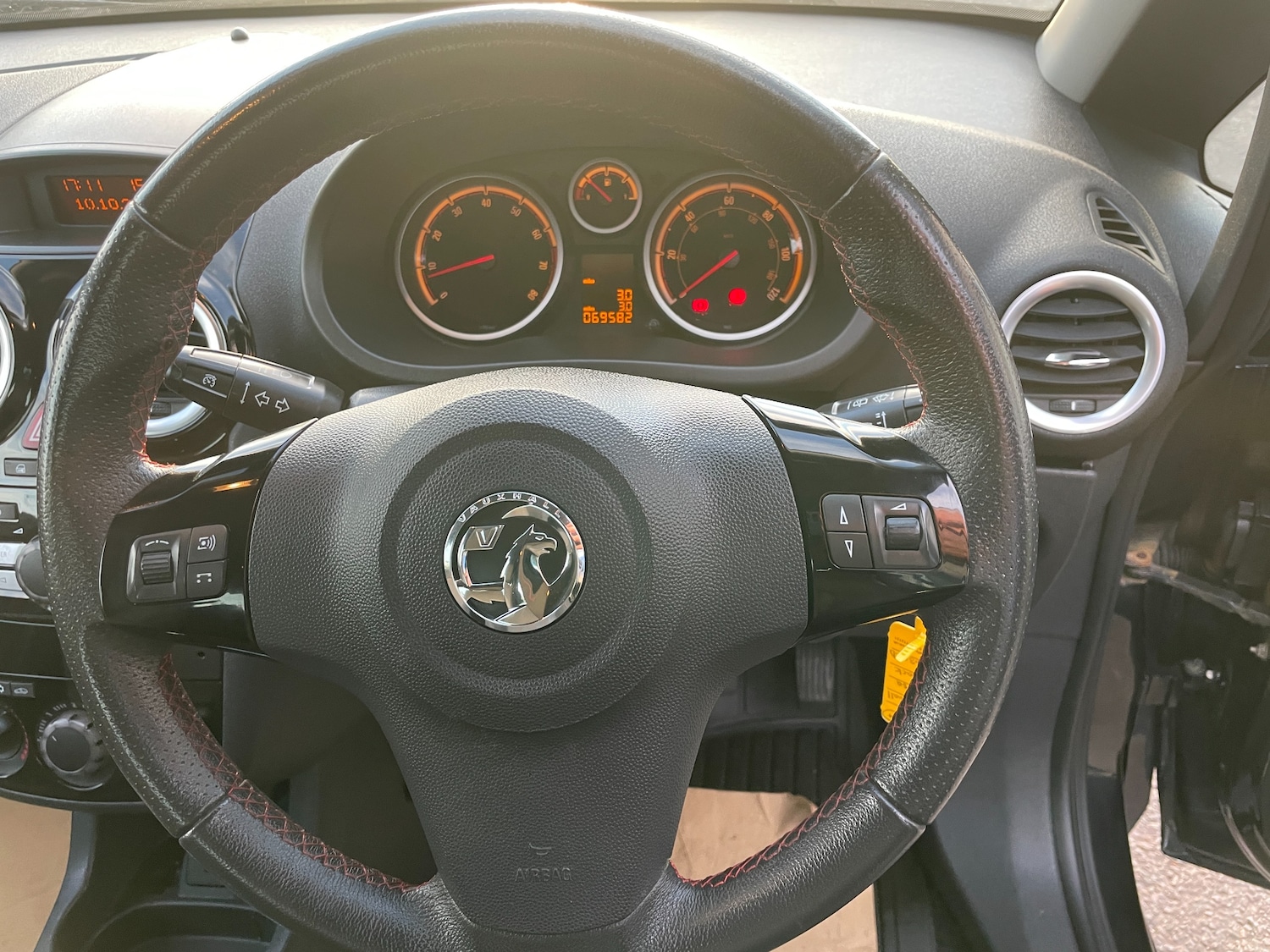 Used Vauxhall Corsa 2013 for sale - 76236870: Photo 9