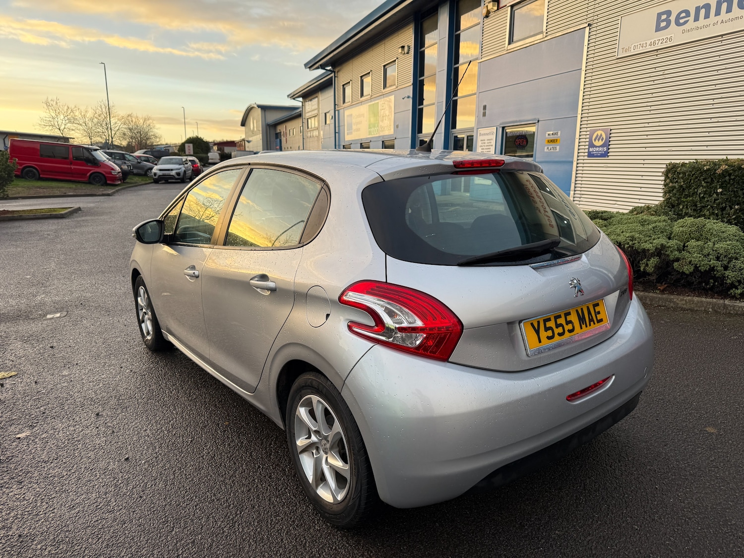 Used Peugeot 208 2013 for sale - 76819739: Photo 4