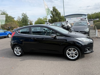 Used Ford Fiesta 2016 for sale - 79537259: Photo