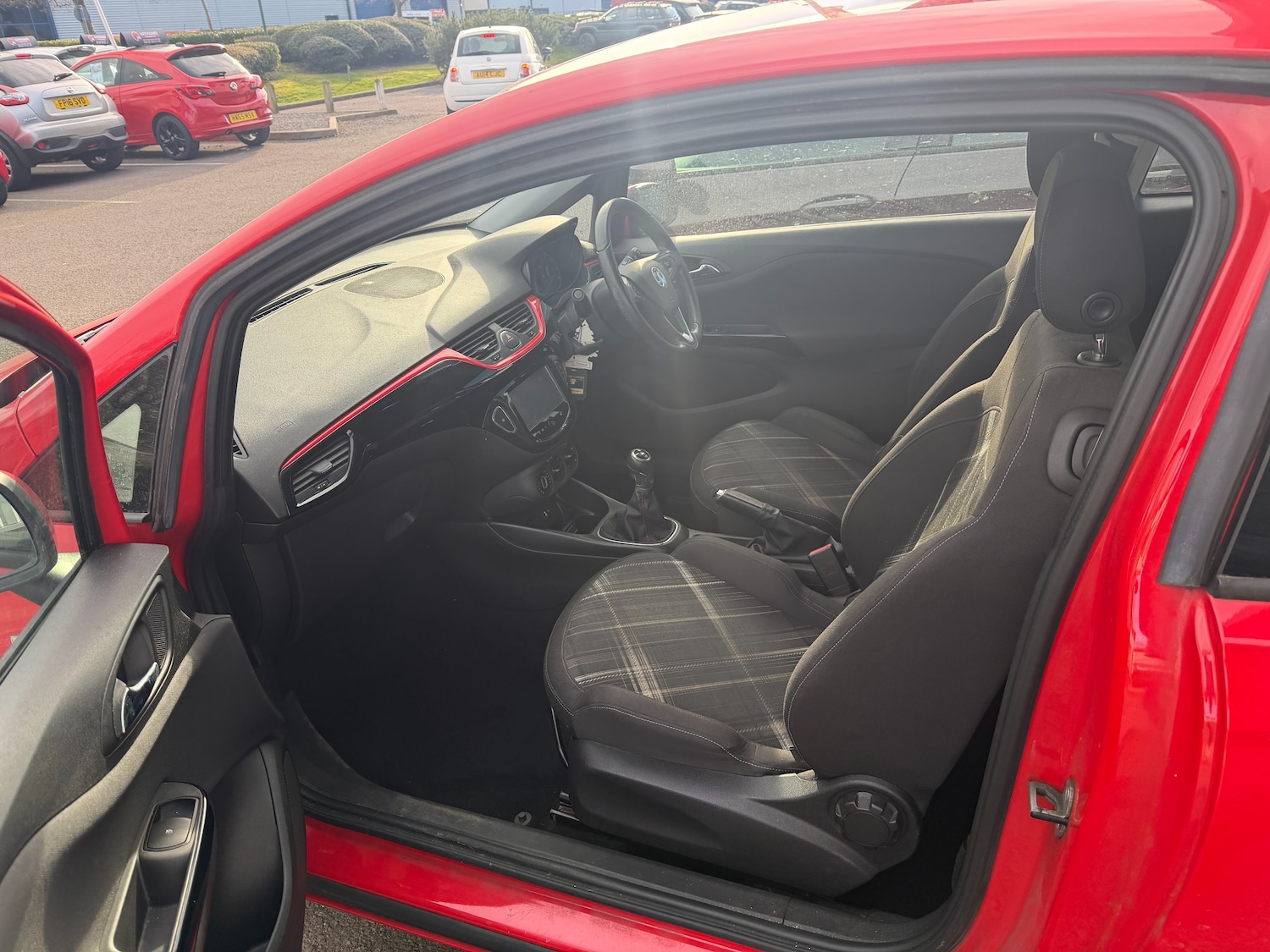 Used Vauxhall Corsa 2015 for sale - 78015959: Photo 3