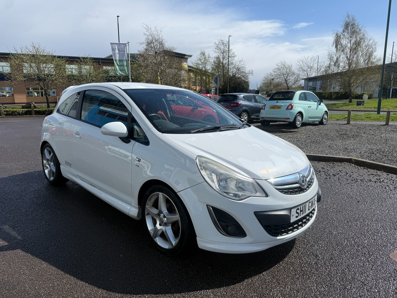 Used Vauxhall Corsa 2011 for sale - 78213357: Photo 2