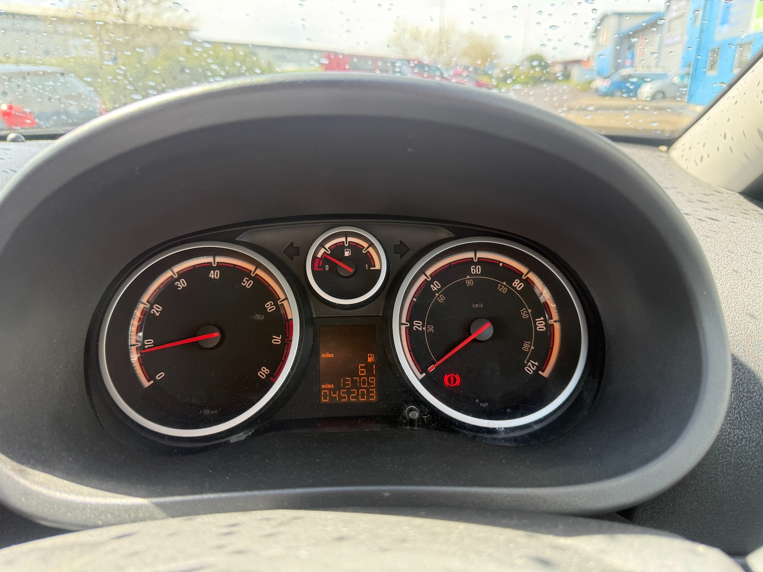 Used Vauxhall Corsa 2011 for sale - 78213357: Photo 5