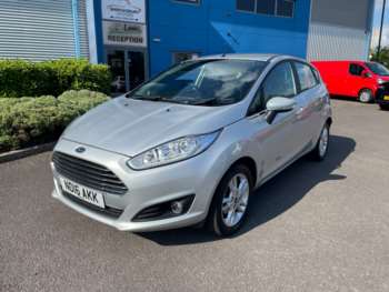 2016 (16) - 1.25 82 Zetec 5dr