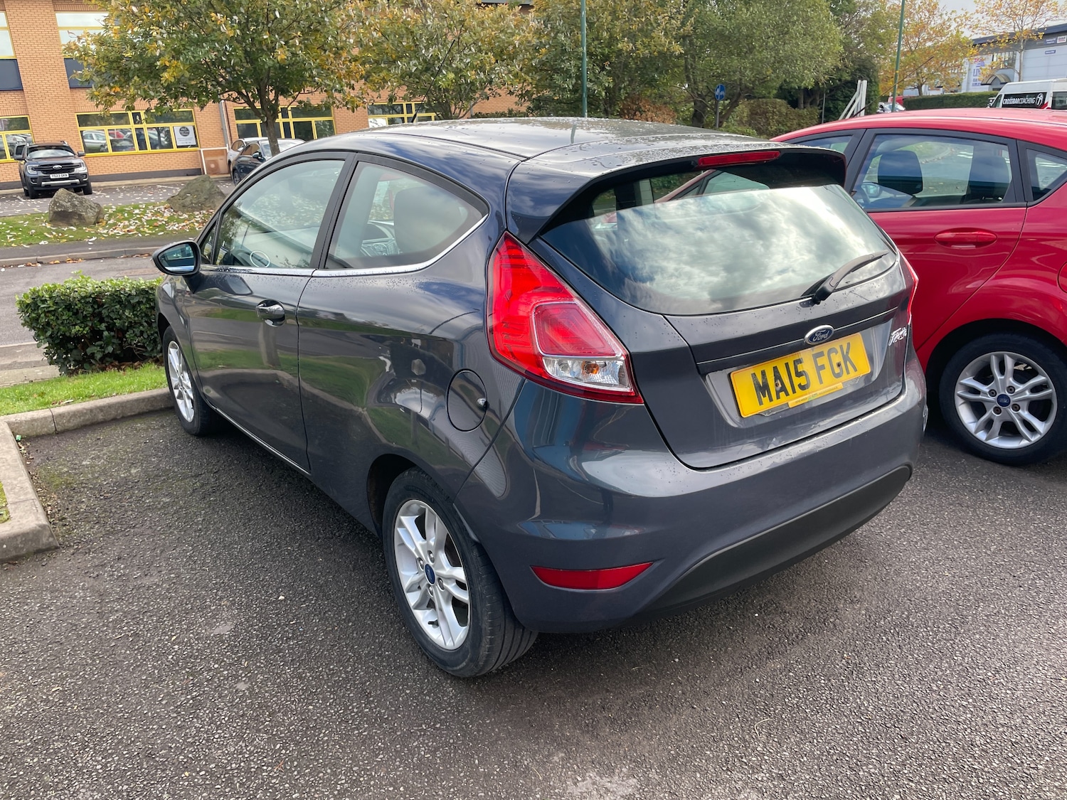 Used Ford Fiesta 2015 for sale - 76330374: Photo 2