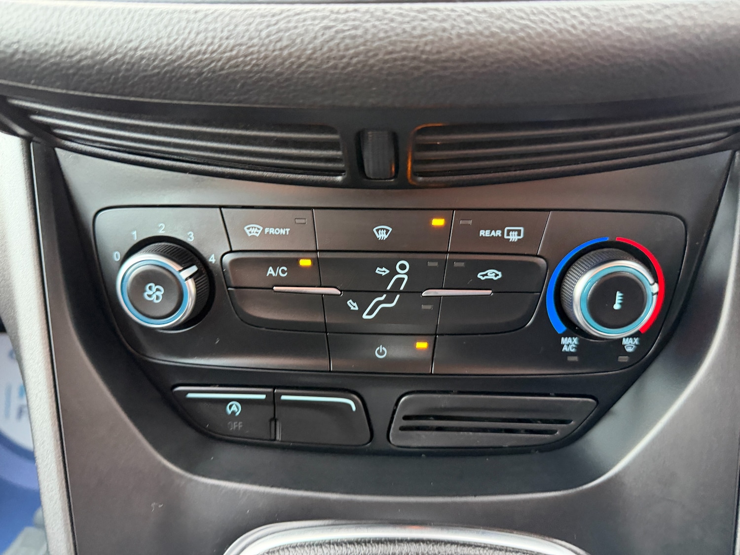 Used Ford Grand C-Max 2017 for sale - 77207587: Photo 19