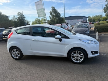 Used Ford Fiesta 2014 for sale - 79478070: Photo