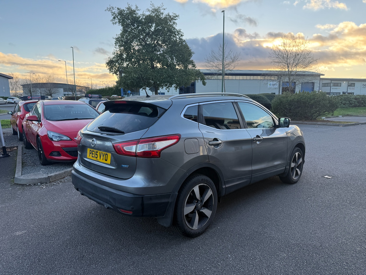 Used Nissan Qashqai 2015 for sale - 76616863: Photo 2