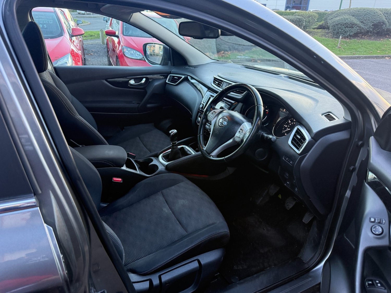 Used Nissan Qashqai 2015 for sale - 76616863: Photo 3