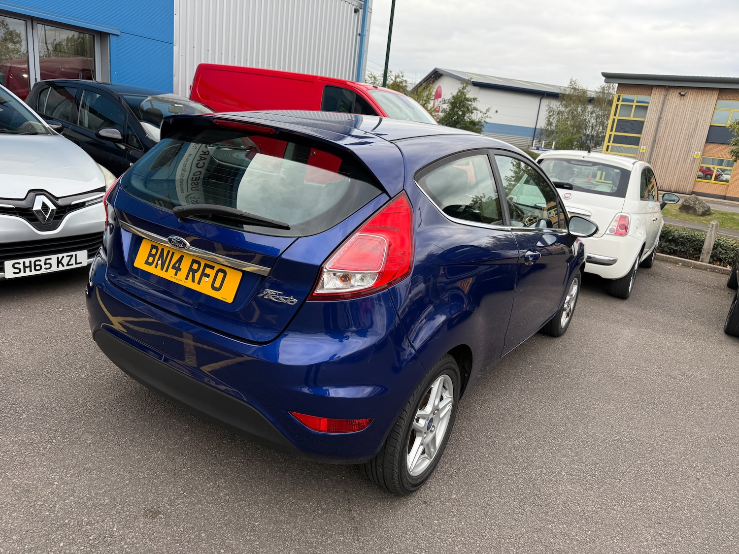 Used Ford Fiesta 2014 for sale - 76077146: Photo 2