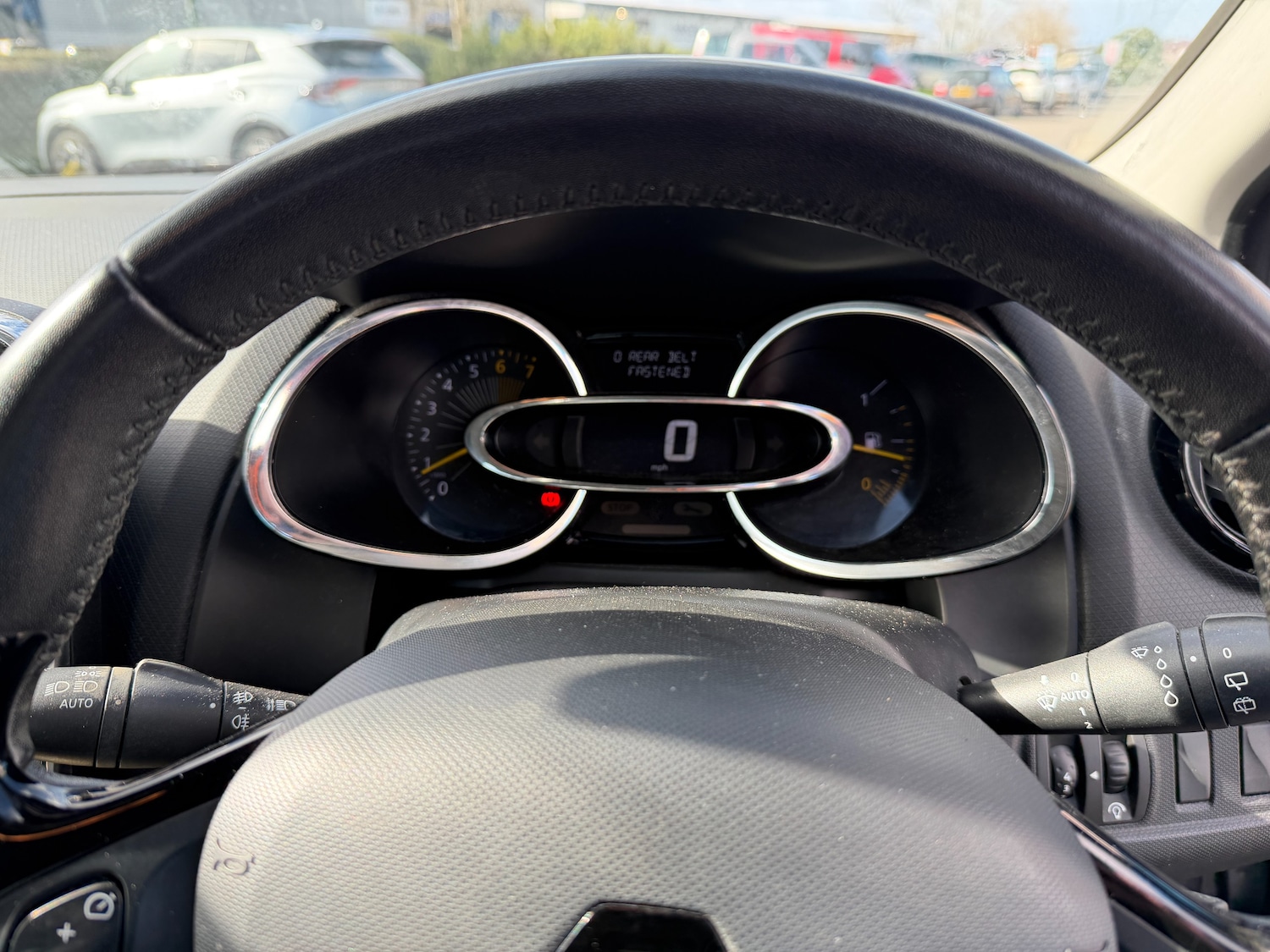 Used Renault Clio 2013 for sale - 77830549: Photo 5